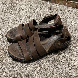 Born leather sandals, size 7